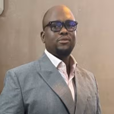 Kola Agoro
